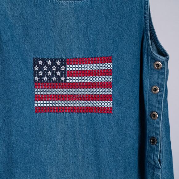 Women's Denim Jumper Dress Medium PETITE Embroidered USA Flag Patriotic Casual - Picture 2 of 7